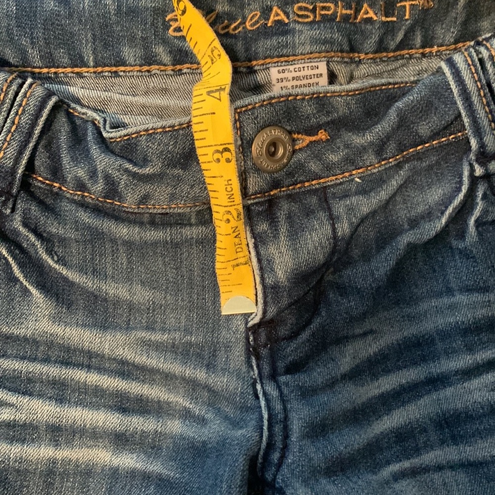 Low Rise Distressed Shorty Denim Shorts - Picture 3 of 6